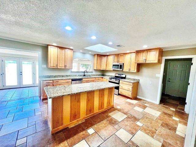 1822 Vine Street Property Photo 6