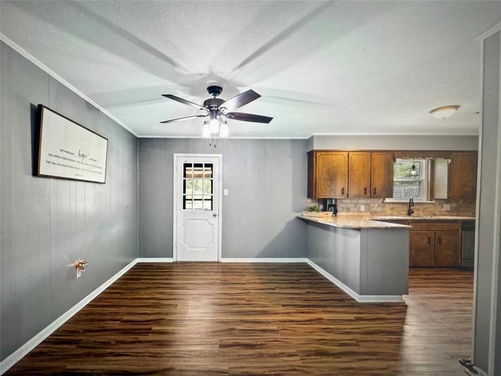 521 Wood Property Photo 5
