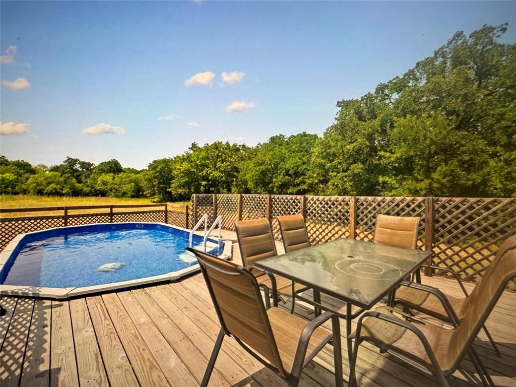 521 Wood Property Photo 21