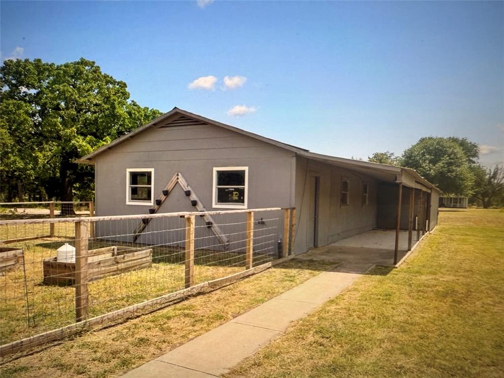 521 Wood Property Photo 24