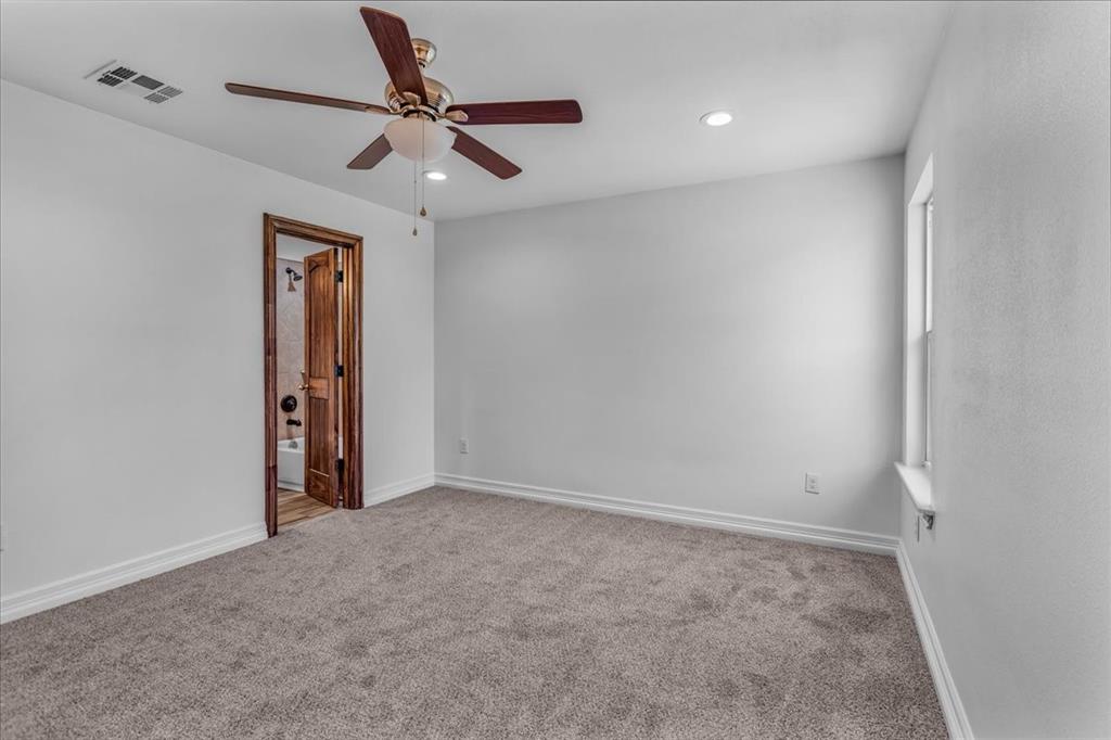 716 N Harrison Avenue Property Photo 4