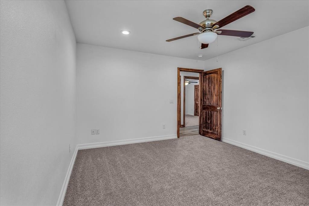 716 N Harrison Avenue Property Photo 23