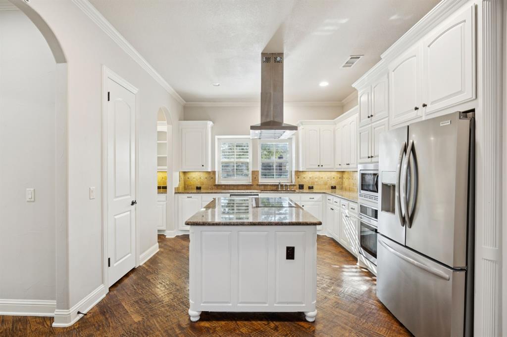 1725 Adalina Drive Property Photo 6