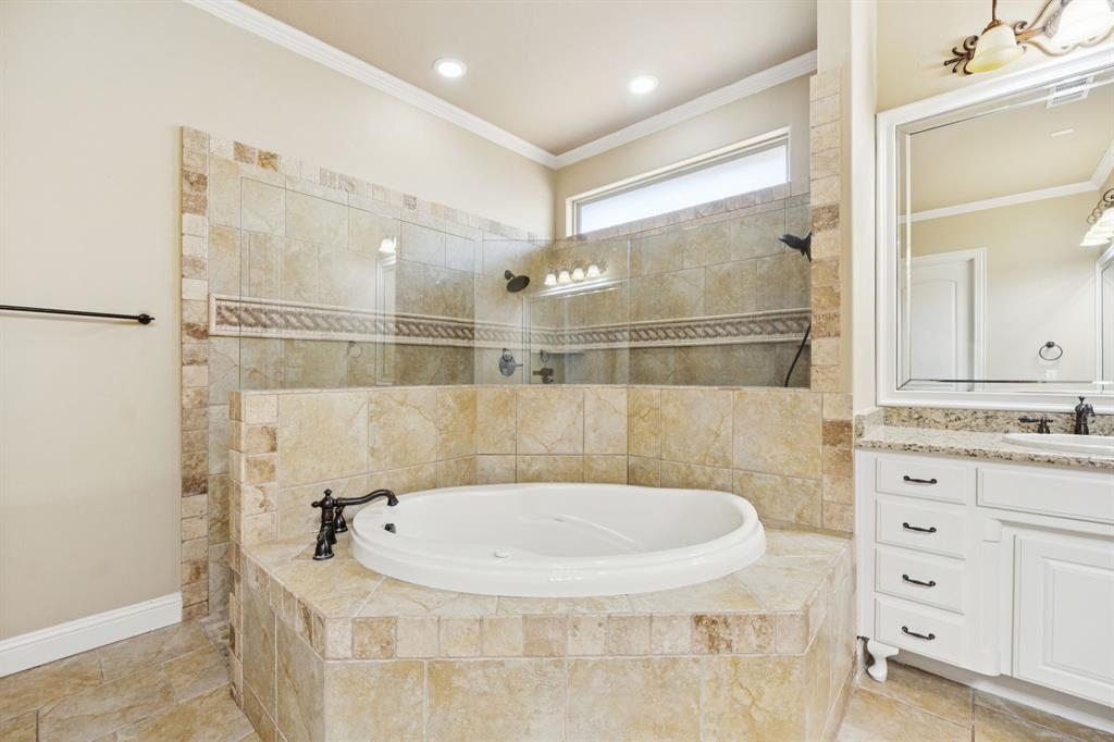 1725 Adalina Drive Property Photo 9