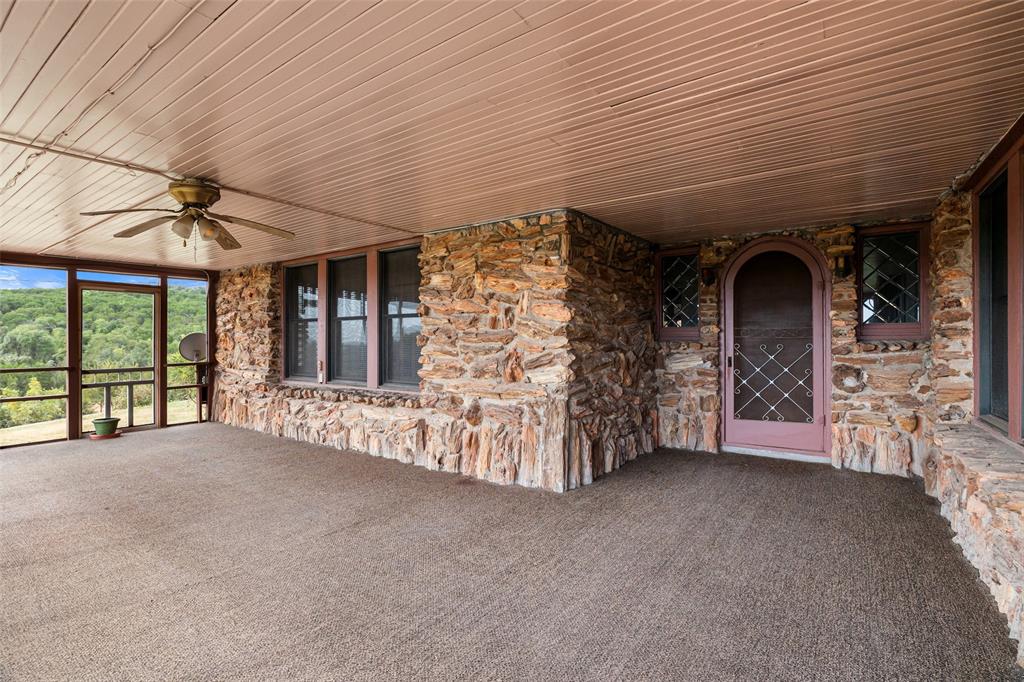 1803 N Highway 144 Property Photo 7