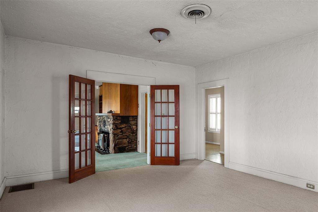 1803 N Highway 144 Property Photo 12