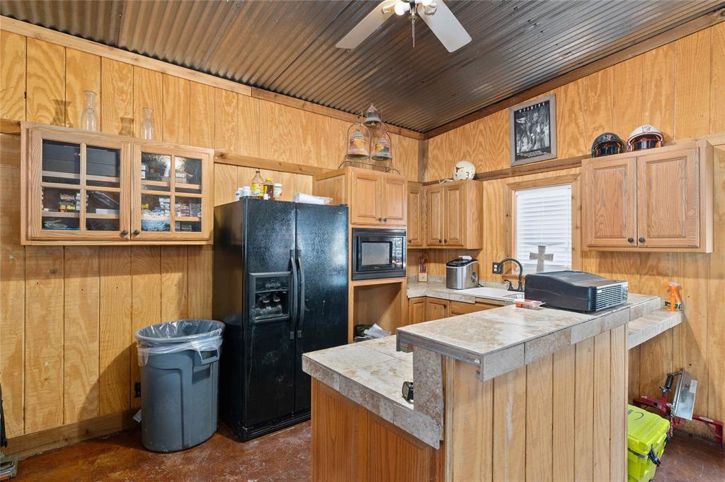 8675 County Road 225 Property Photo 7