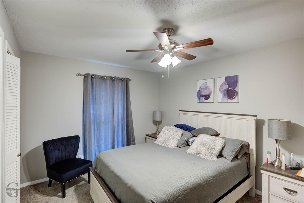 1820 E Kings Highway 252 Property Photo 6
