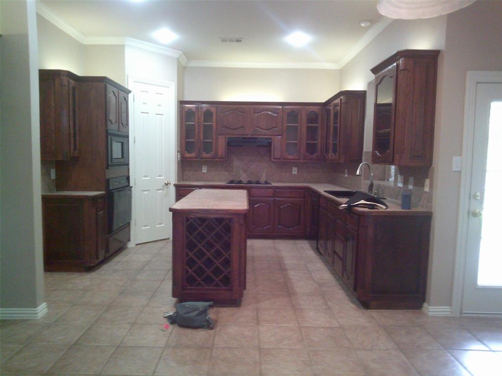 1613 Stone Crest Drive Property Photo 6