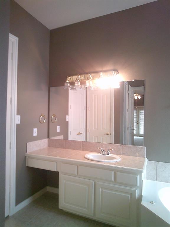 1613 Stone Crest Drive Property Photo 10