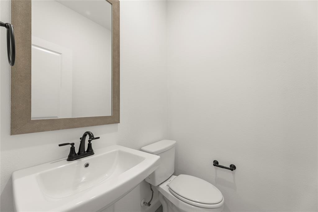 1829 Azalea Property Photo 20