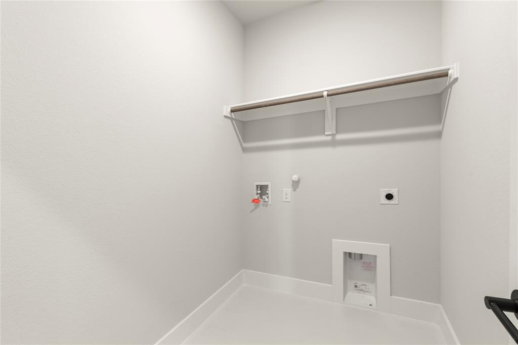 1344 Chisos Property Photo 5