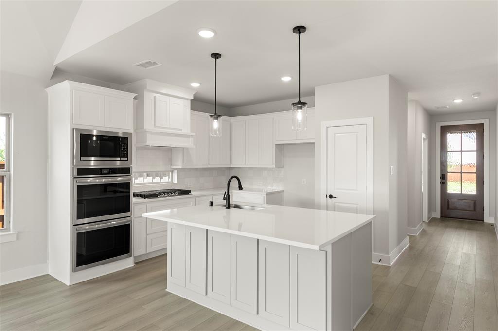 1344 Chisos Property Photo 7