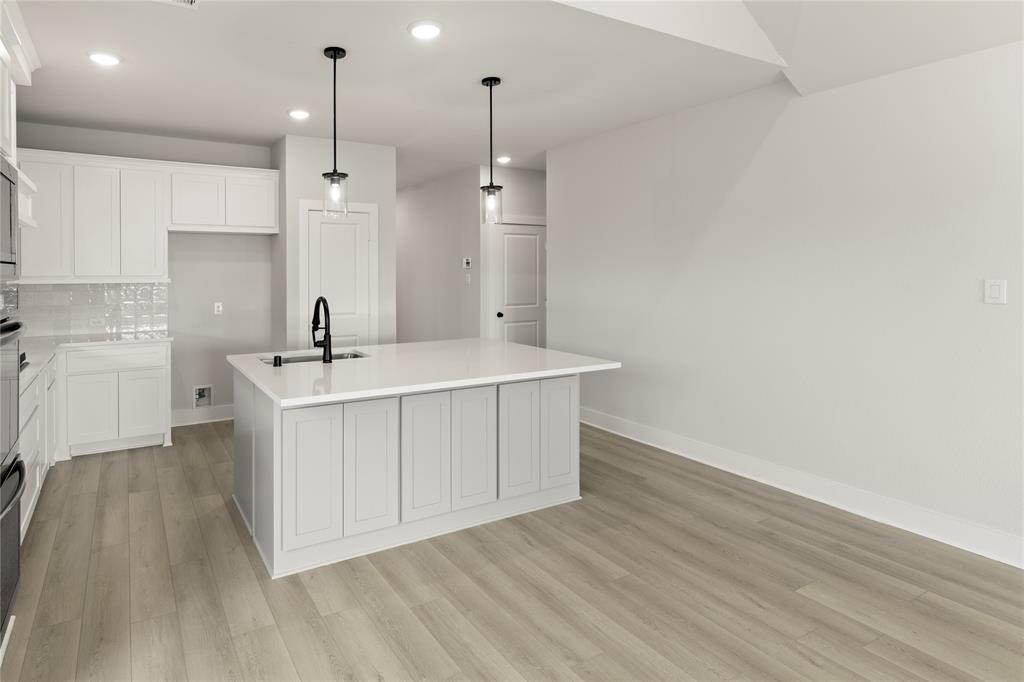 1344 Chisos Property Photo 8