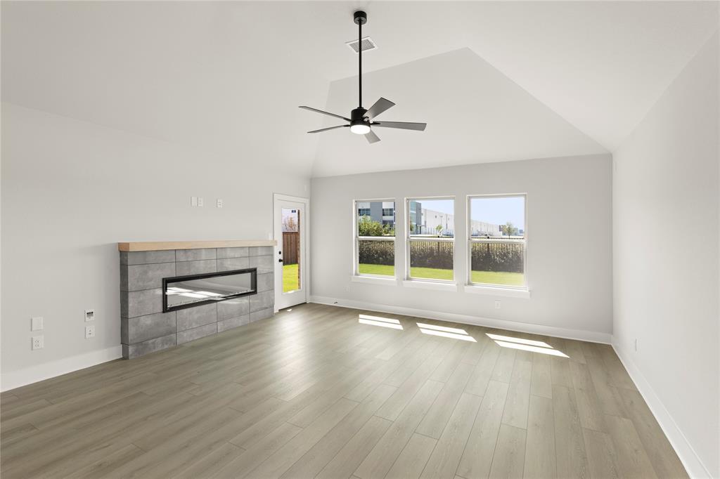 1344 Chisos Property Photo 13