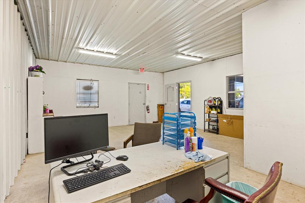 509 S Patrick Street Property Photo 5