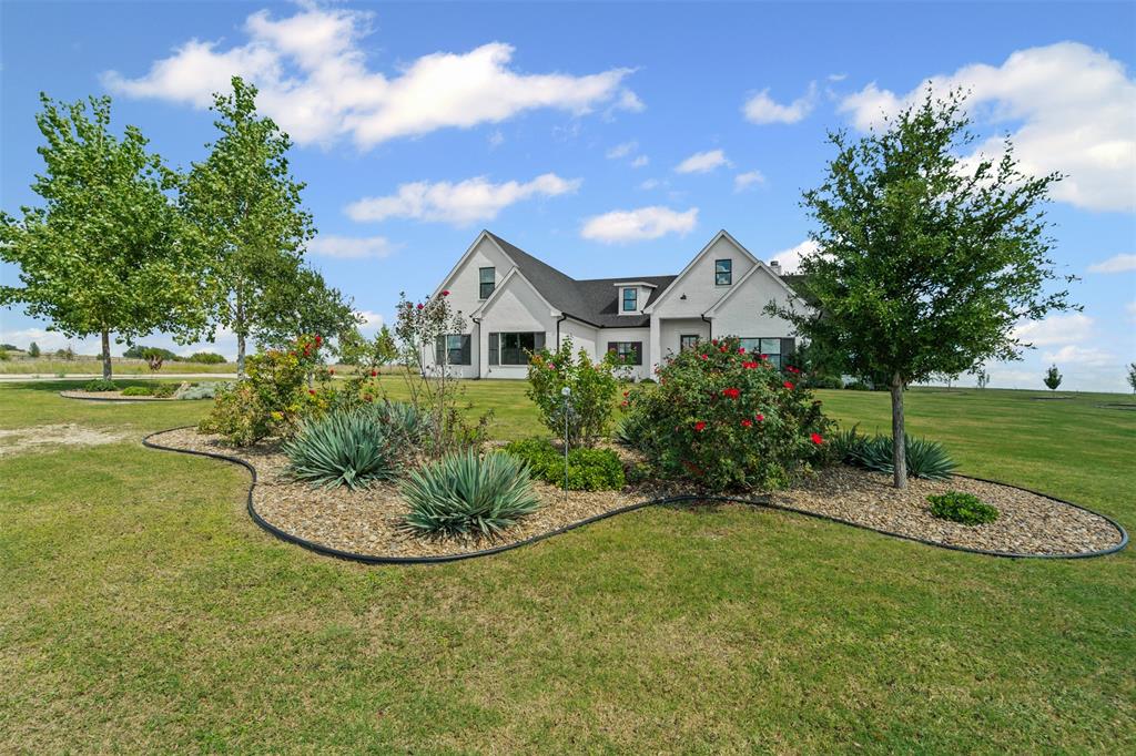 2045 Eagles Ridge Drive Property Photo 1