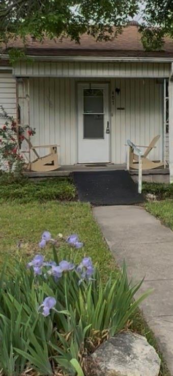 407 N Lane Street Property Photo 4