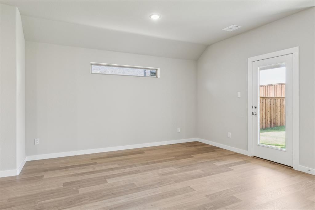 1000 Ocean Breeze Way Property Photo 13