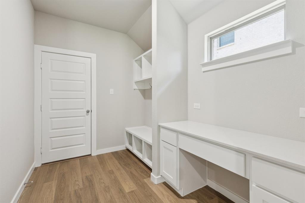 1000 Ocean Breeze Way Property Photo 24