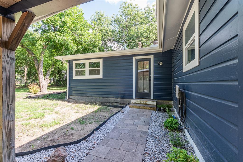 1024 Tower Street Property Photo 19