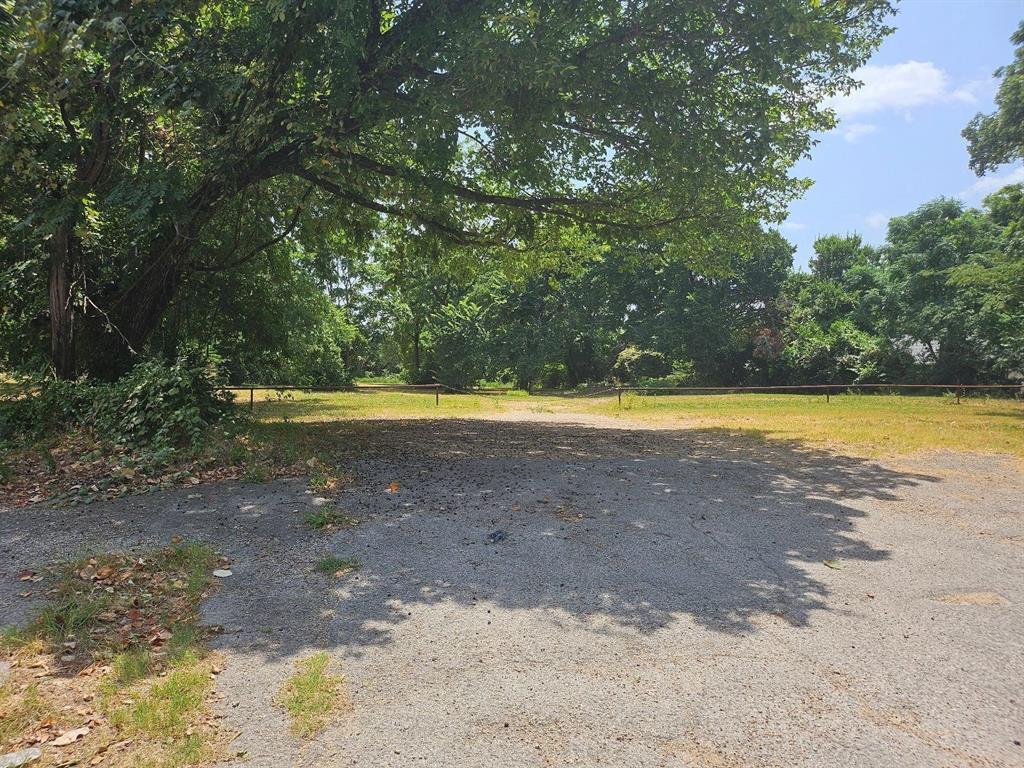 1620 Oak Knoll Drive Property Photo 3