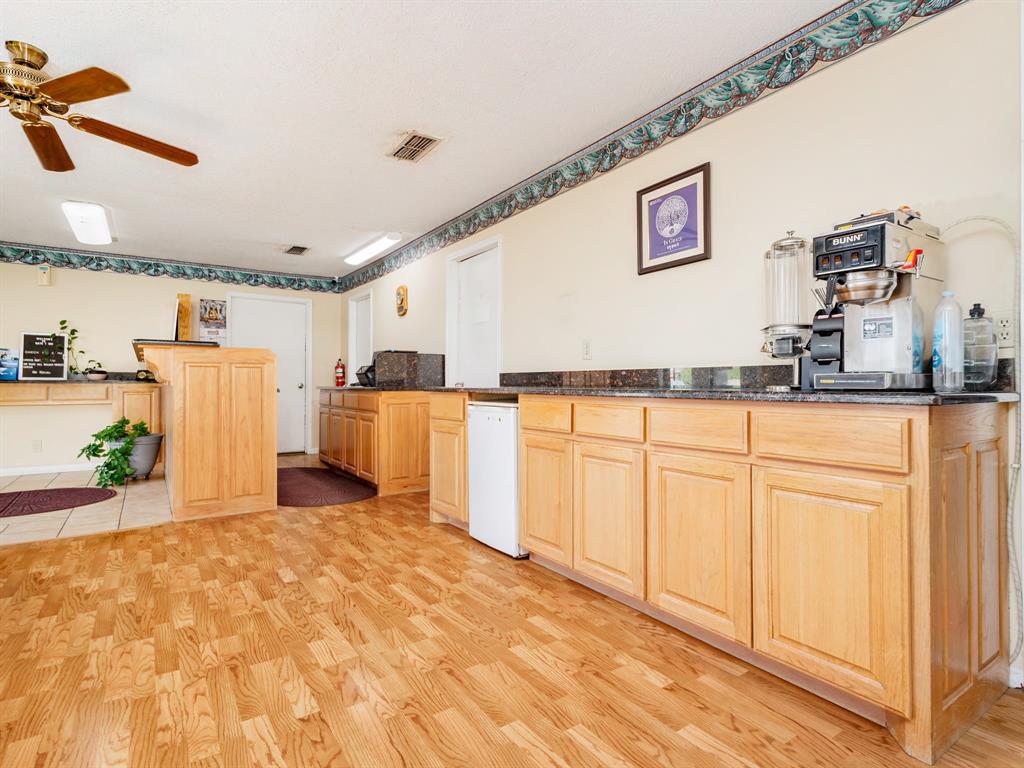 4410 Highway 377 Property Photo 16