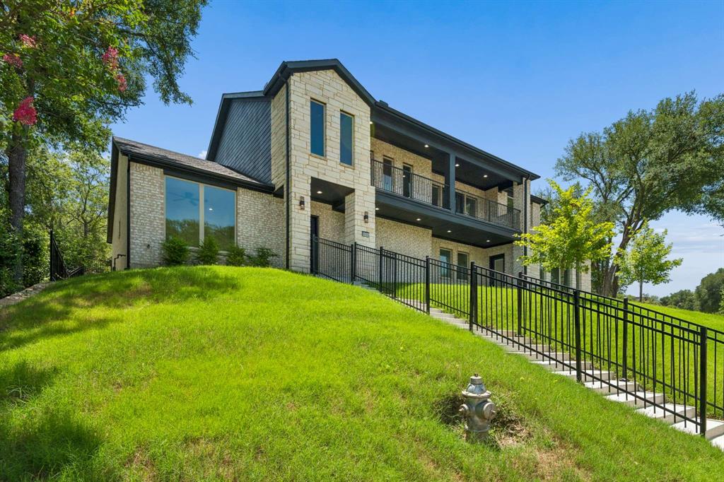 9008 Crosswind Drive Property Photo 39