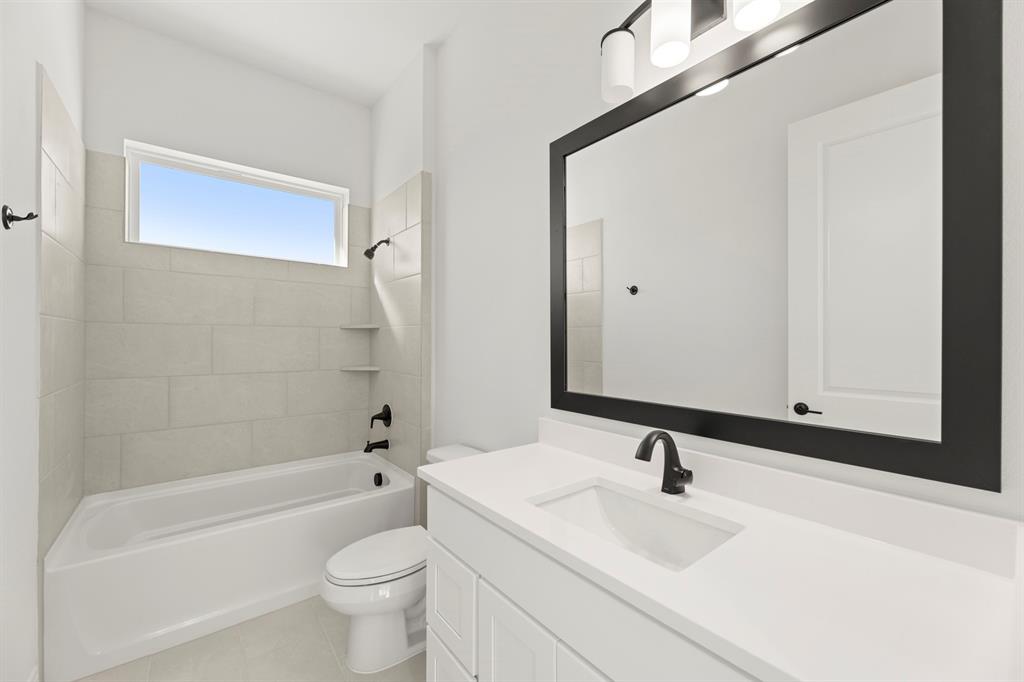 1034 Bingham Way Property Photo 24