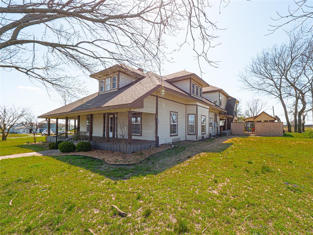 7321 N State Highway 78 Property Photo 3