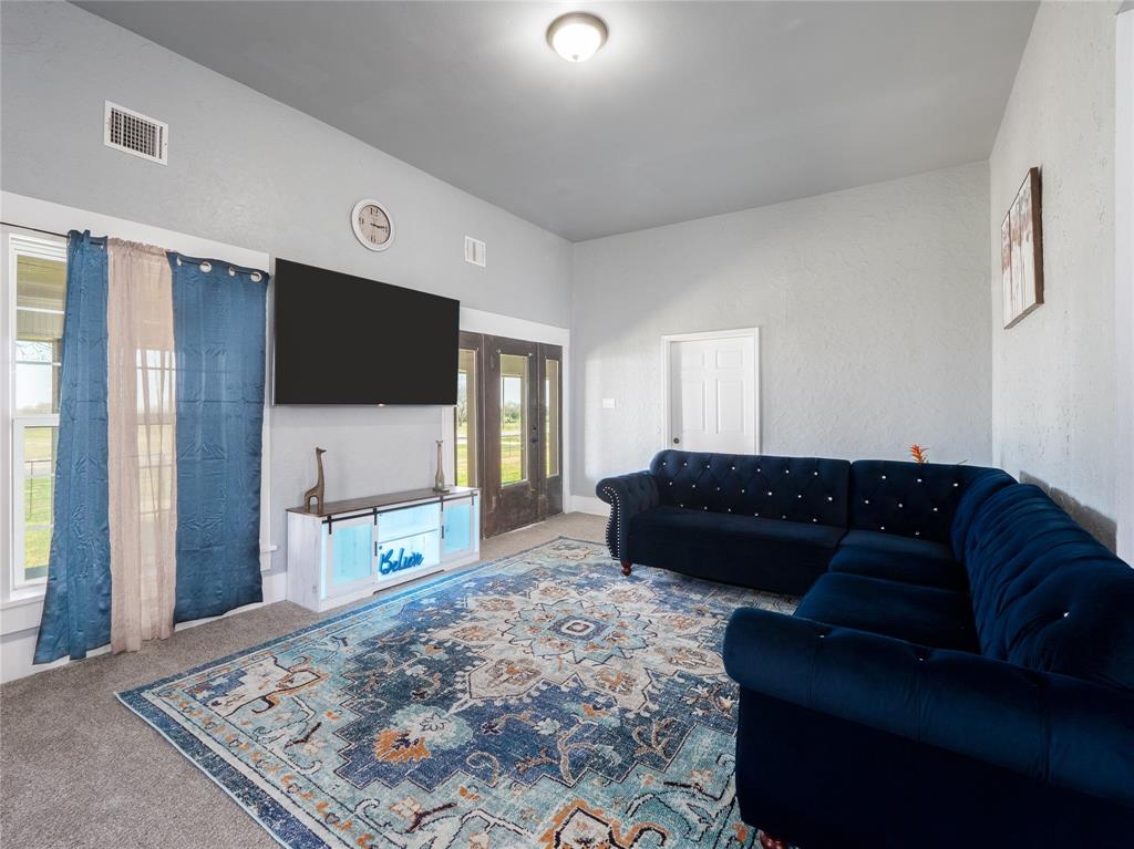 7321 N State Highway 78 Property Photo 10