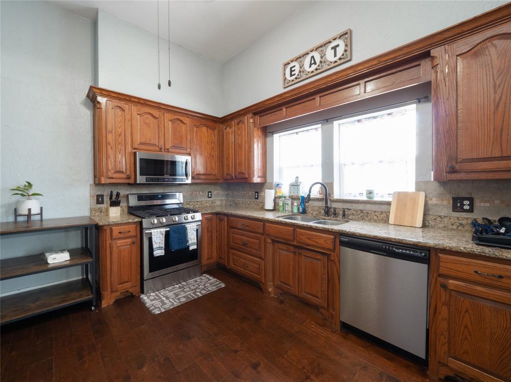 7321 N State Highway 78 Property Photo 23