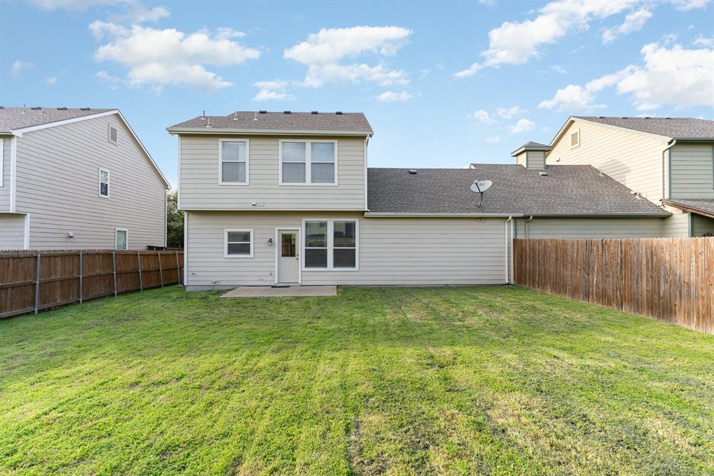 815 Carlton Road Property Photo 2