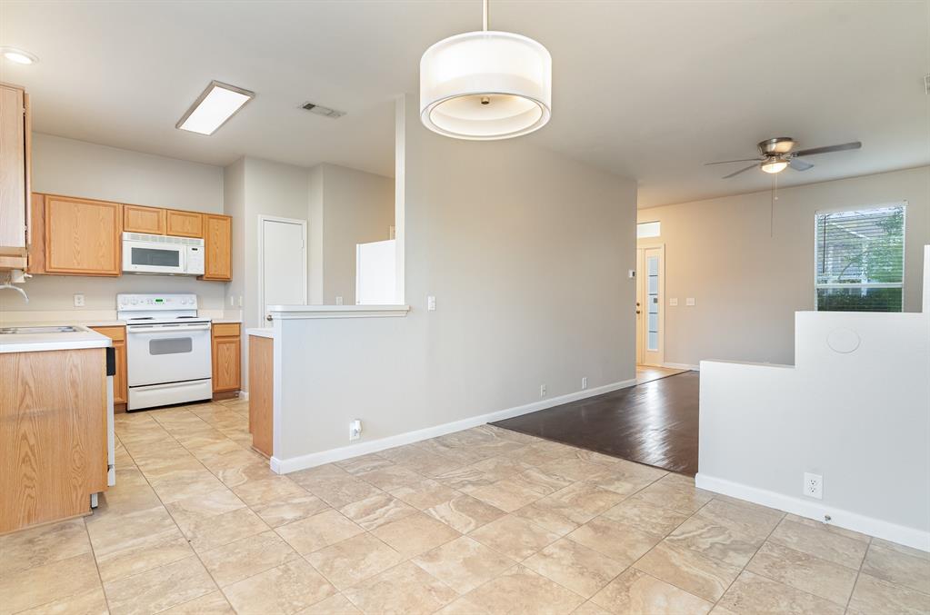 815 Carlton Road Property Photo 5