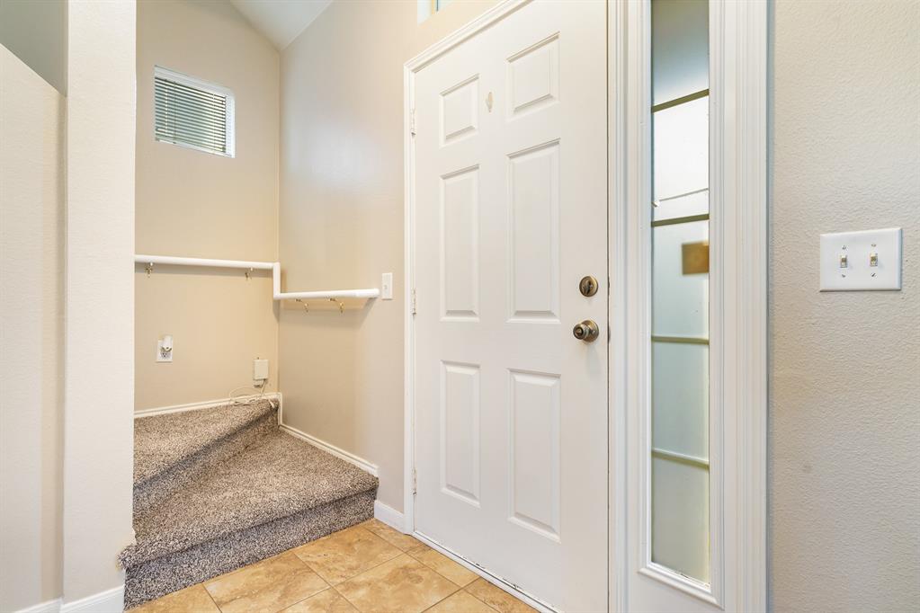 815 Carlton Road Property Photo 8