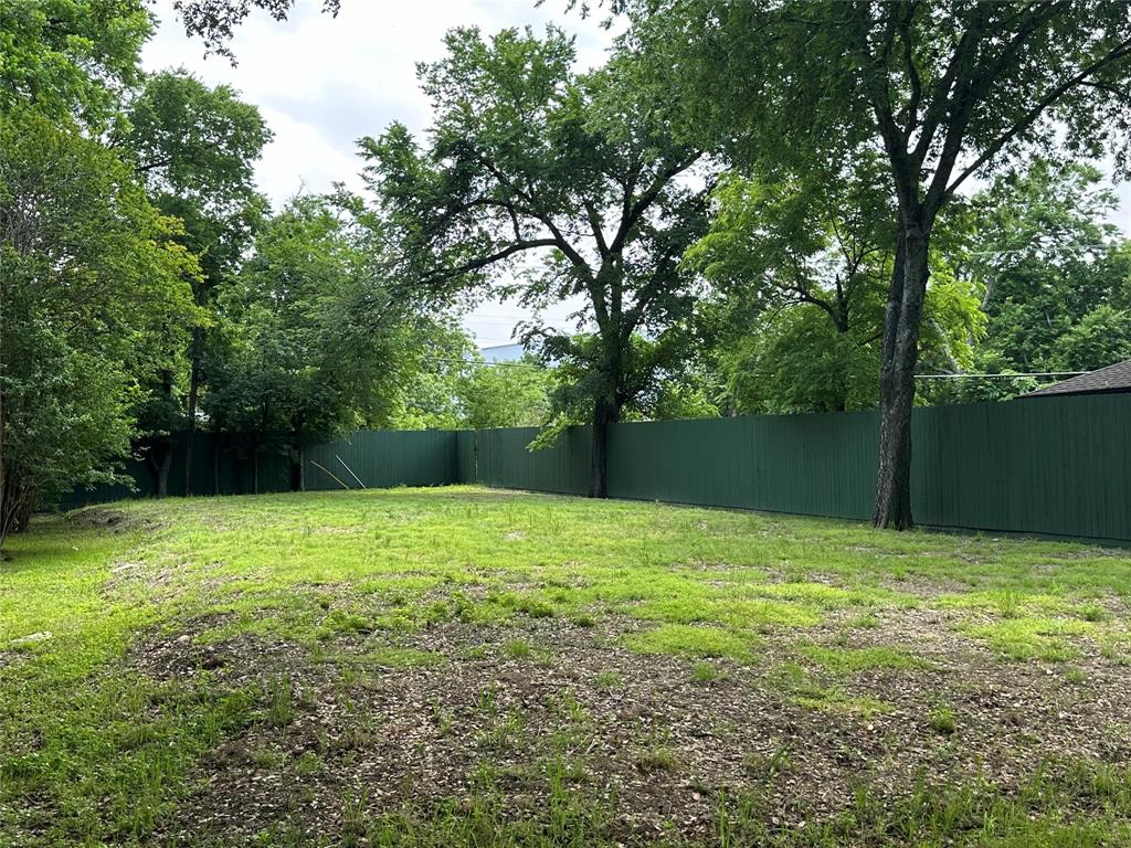 3776 Shorecrest Drive Property Photo 5