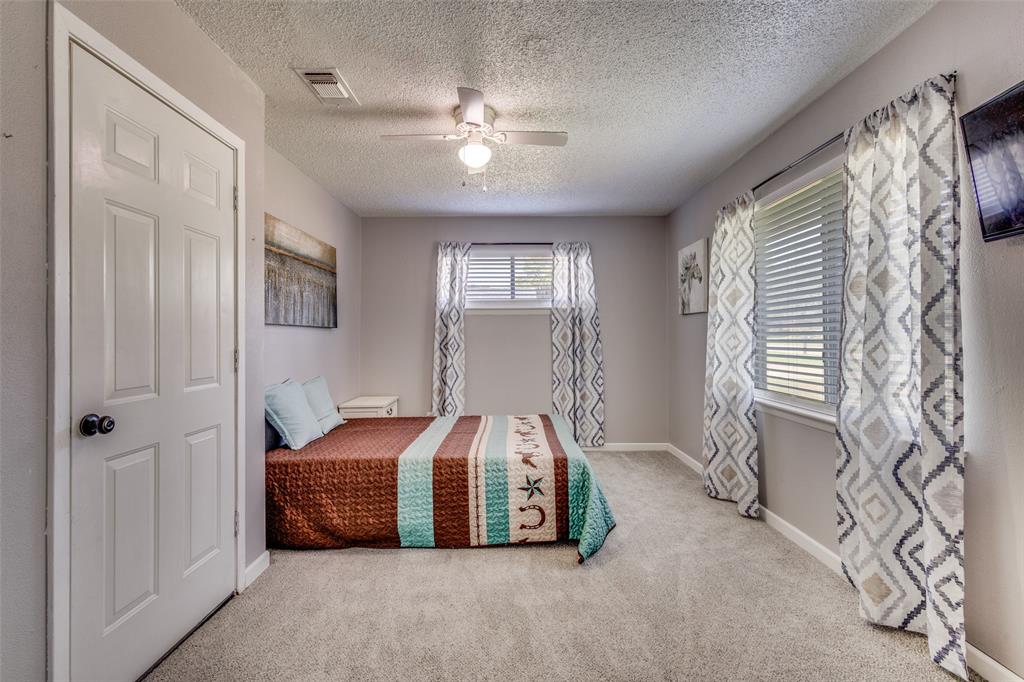 1001 Tanglewood Property Photo 19