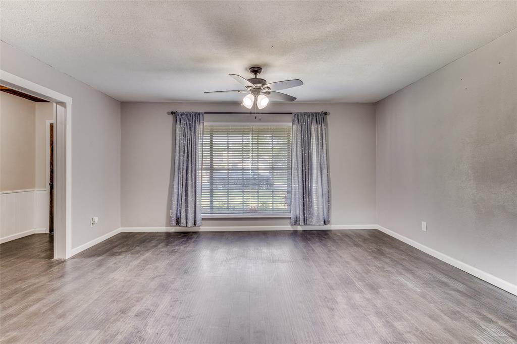 1001 Tanglewood Property Photo 24