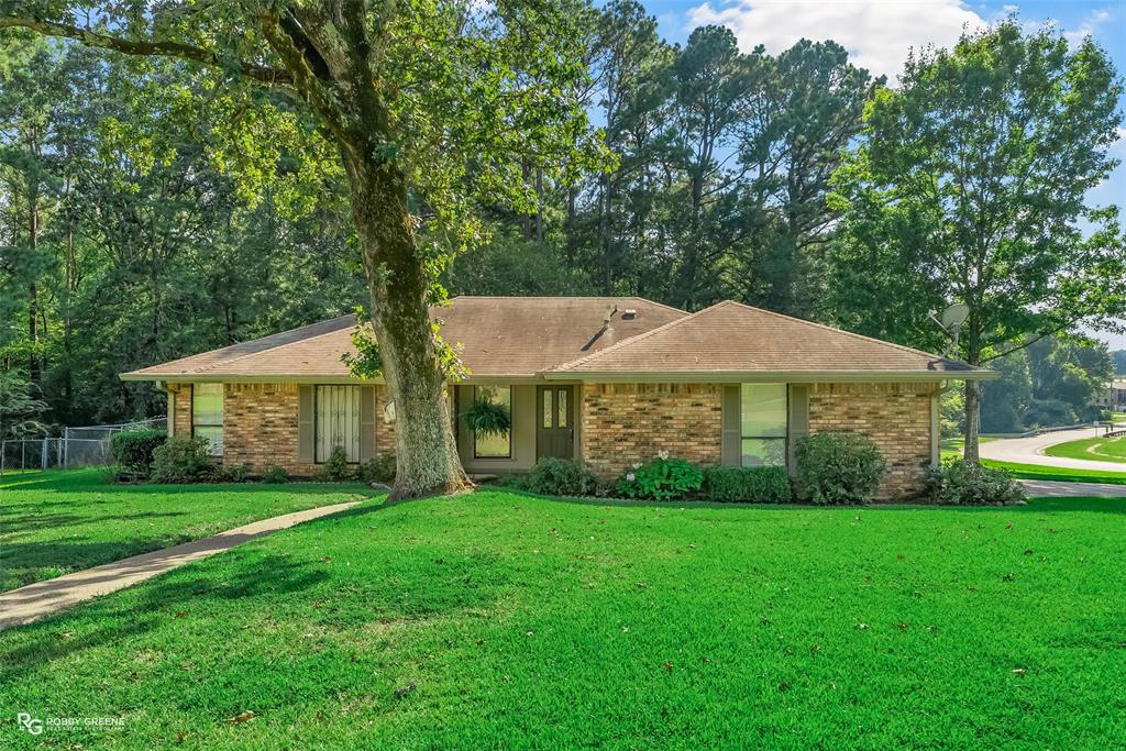 8104 Cardigan Way Property Photo 1