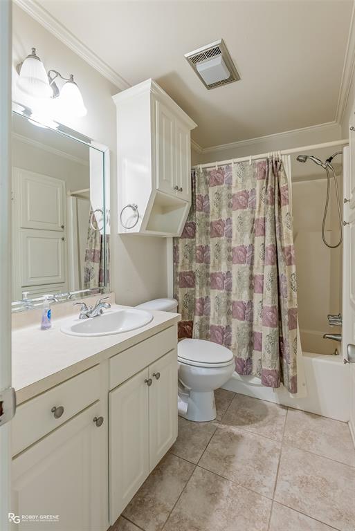 8104 Cardigan Way Property Photo 16