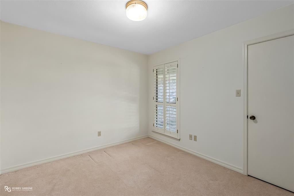 8104 Cardigan Way Property Photo 19