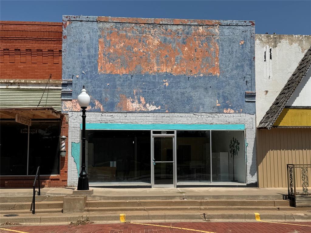 115 E McLain Street Property Photo 1