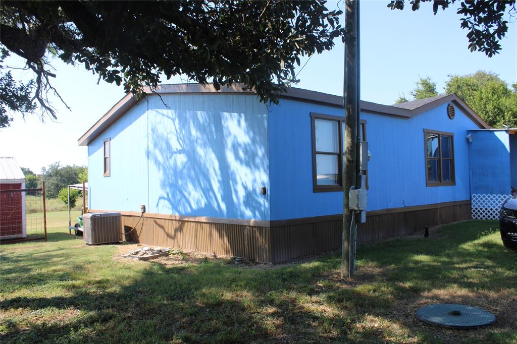 7901 County Road 620 Property Photo 4