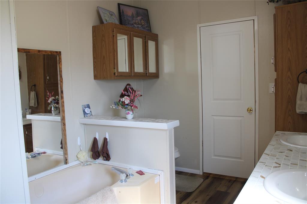 7901 County Road 620 Property Photo 14