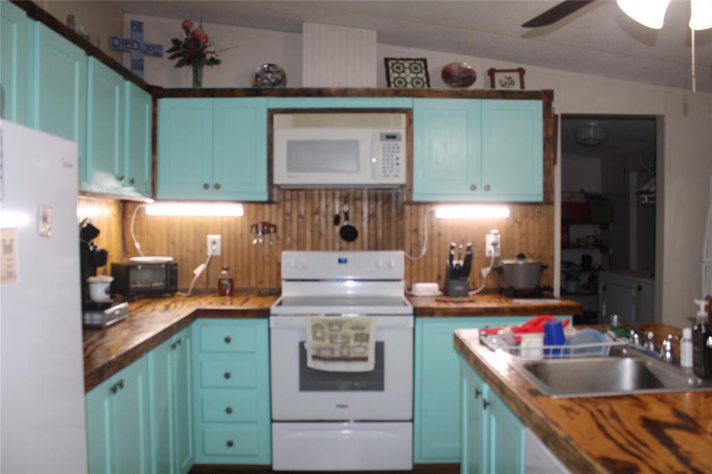 7901 County Road 620 Property Photo 31