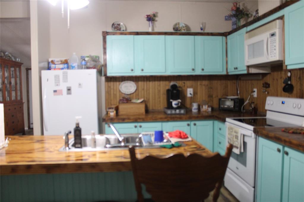7901 County Road 620 Property Photo 33