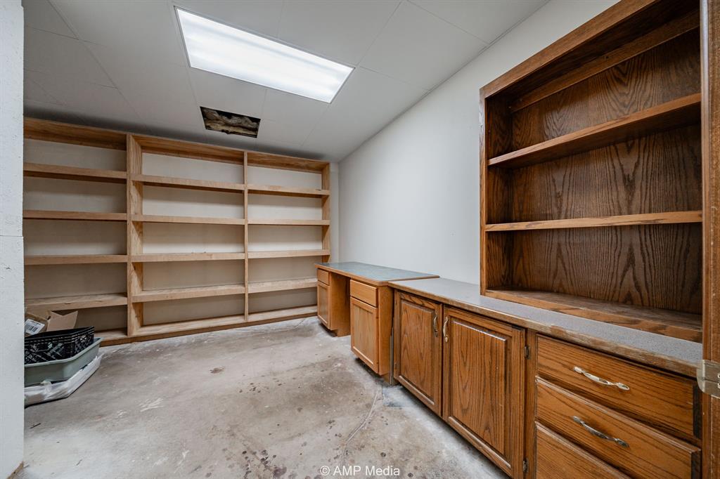 211 N Swenson Street Property Photo 6