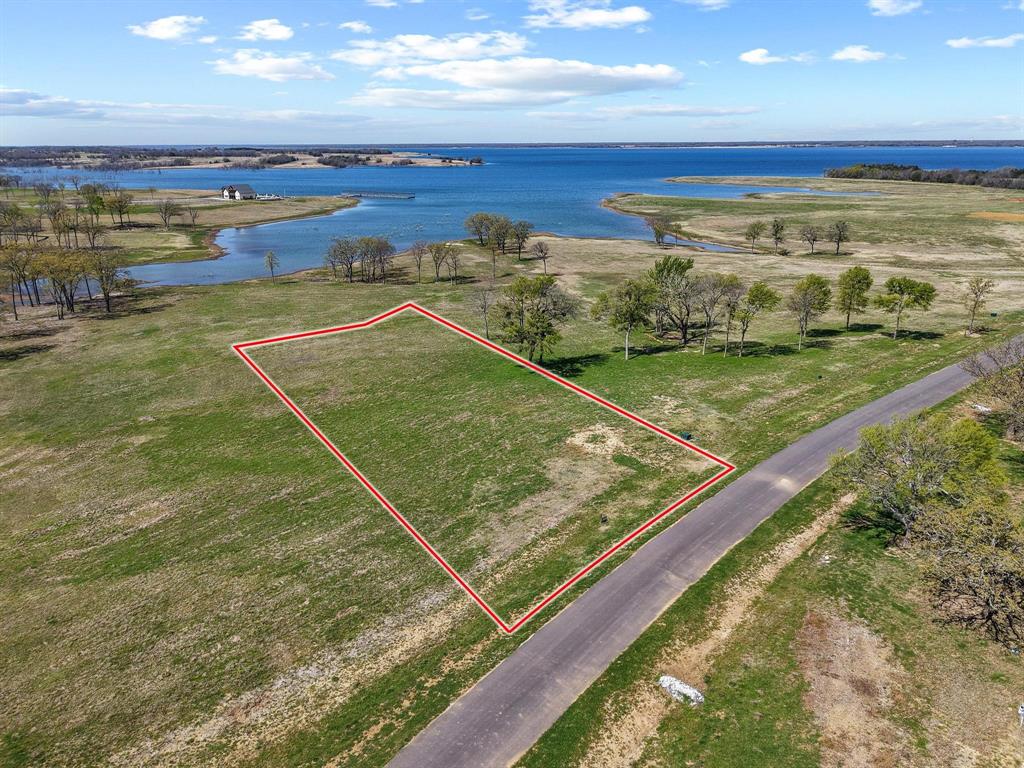 237 Lakeshore Terrace Property Photo 1
