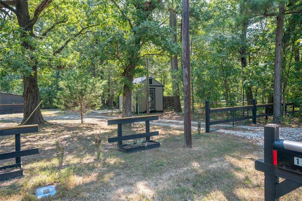 121 Cr 2201 Property Photo 7