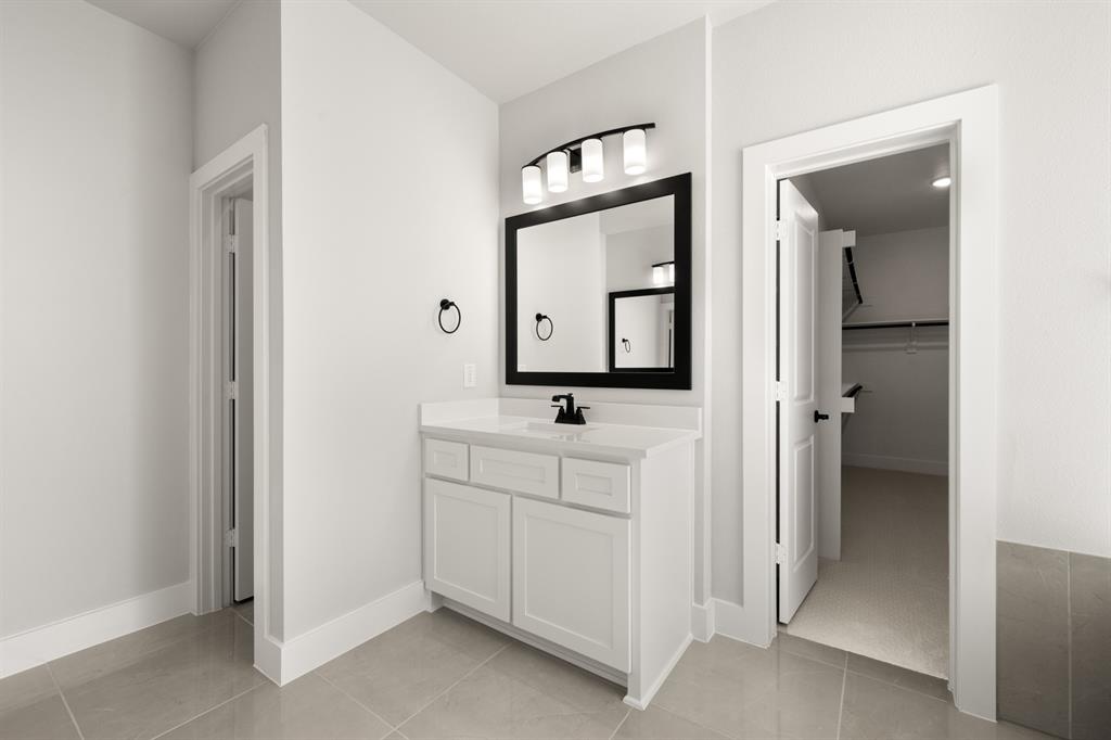 609 Hidden Lakes Property Photo 20